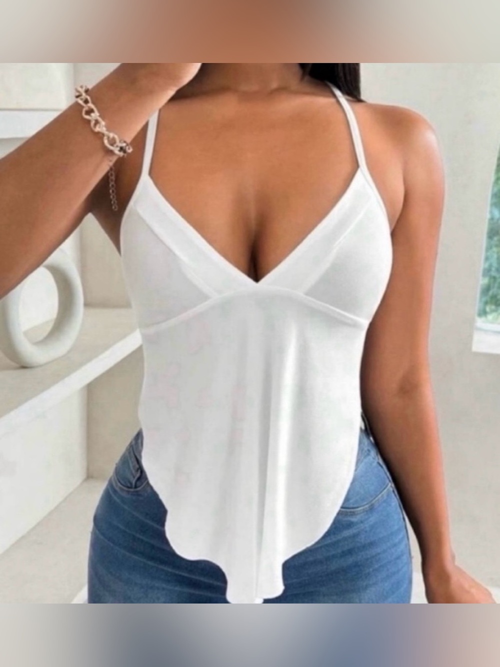 SHEIN White V-Neck Spaghetti Strap Tank Top - Women
